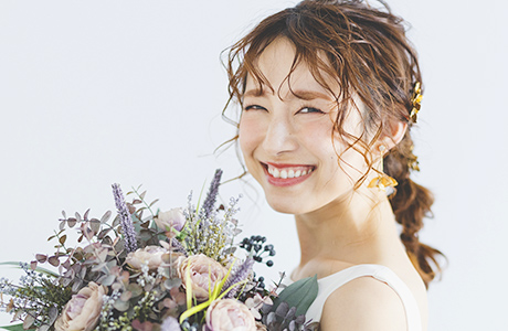 東京銀座の矯正歯科（ワイヤー矯正／マウスピース矯正）「東京銀座A CLINIC デンタル」｜女性笑顔