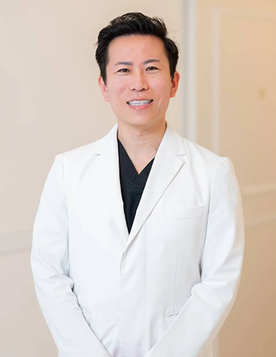 東京で骨切りなら「東京銀座A CLINIC デンタル」”理事長・院長”