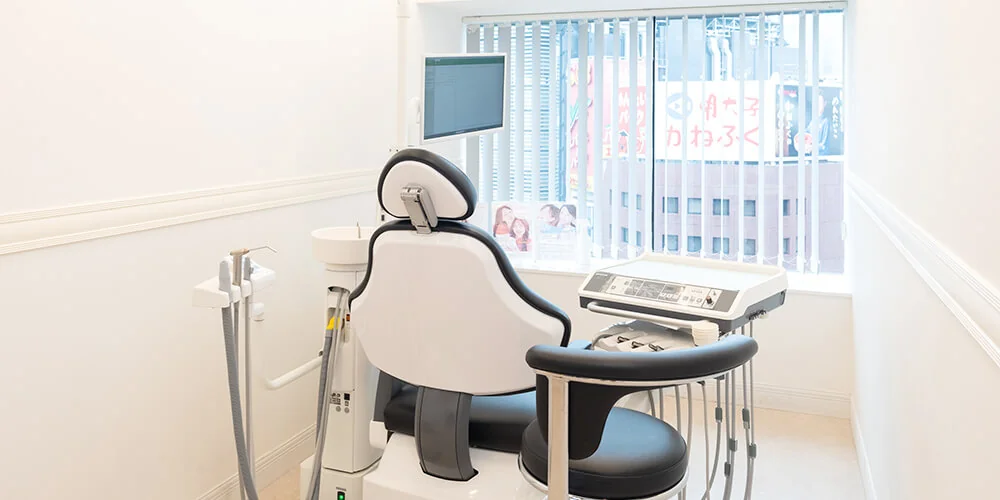 東京で骨切りなら「東京銀座A CLINIC デンタル」”診療台”