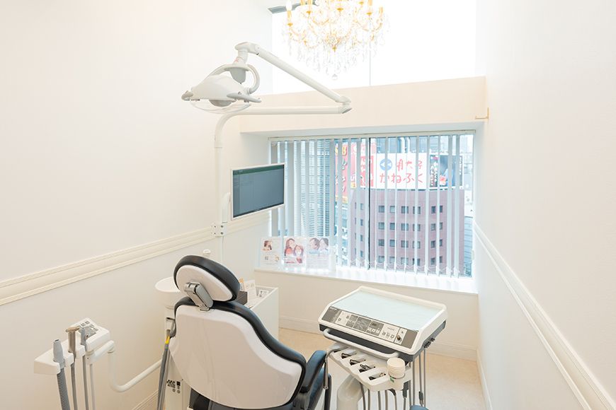 東京銀座の矯正歯科･審美歯科･口腔外科･顎変形症手術専門歯科「東京銀座A CLINIC デンタル」｜院内